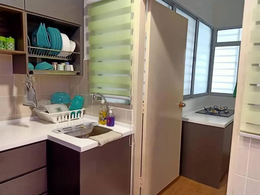 Debayu Homestay With Free Parking At Setia Alam Shah Alam